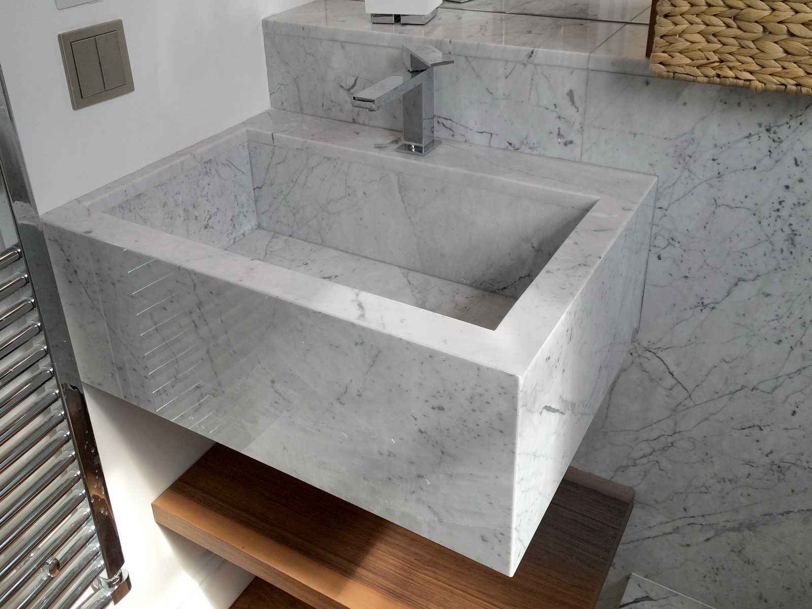 Appartamento Londra UK - Lavabo in Marmo Bianco